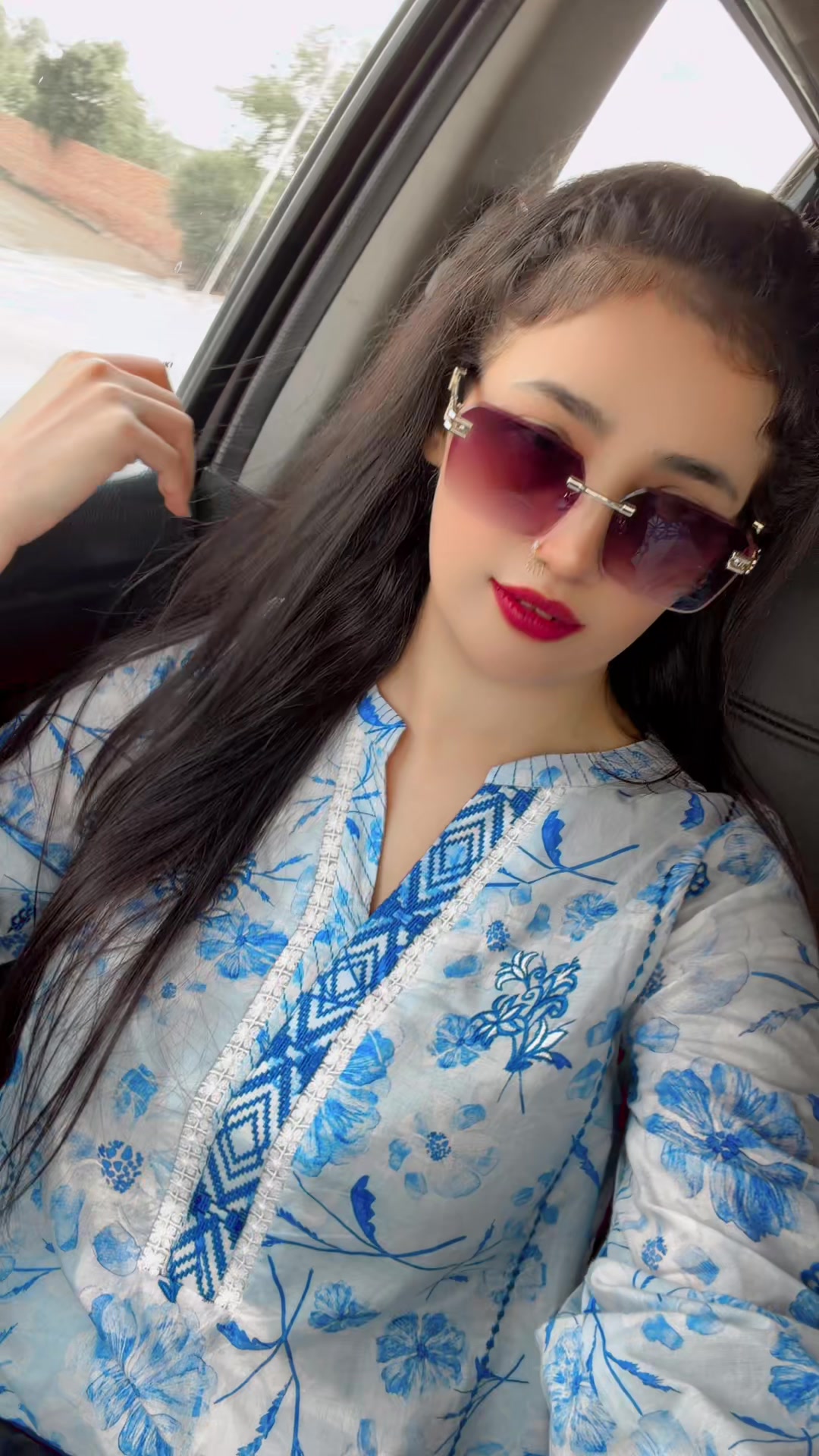 @Sania Khan Actress