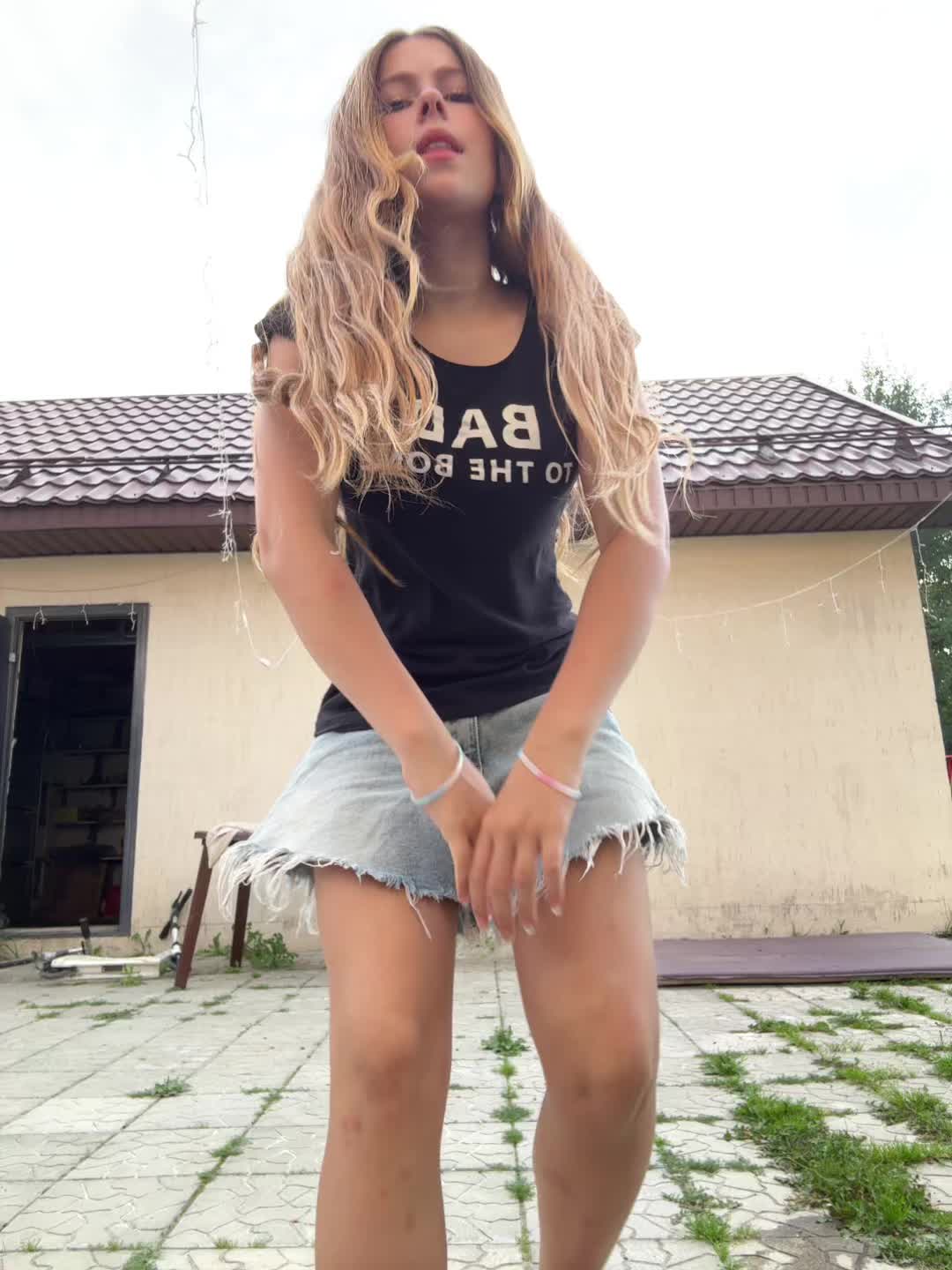 @Амелишка🪽🥥