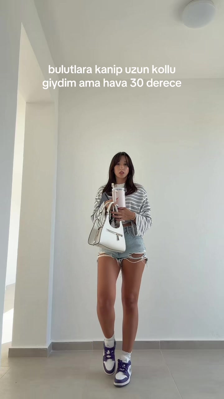 @ИK🦩