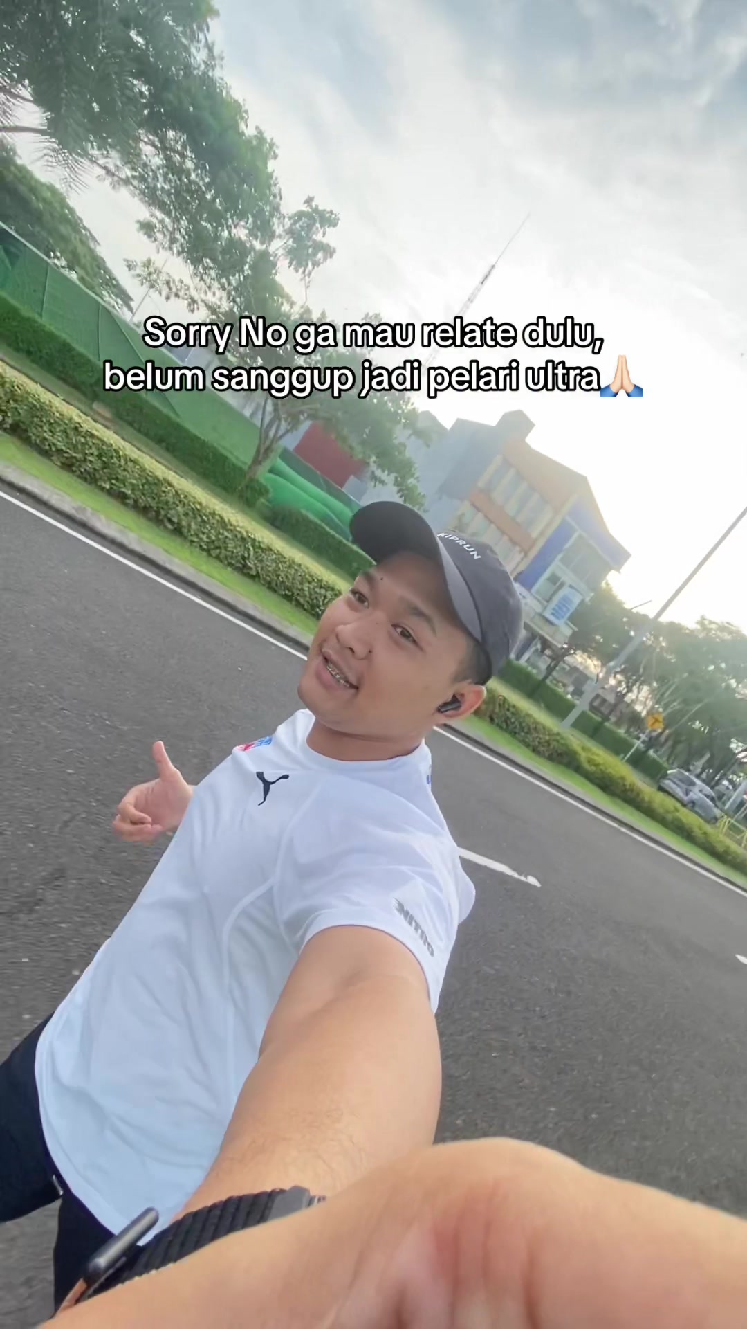 @si apip | tukang lari