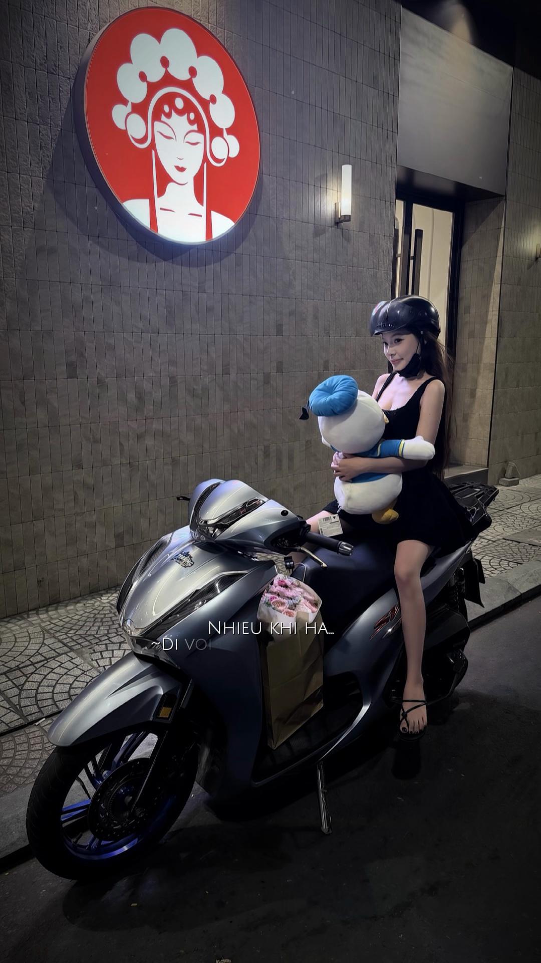 @mạnh h&ugrave;ng