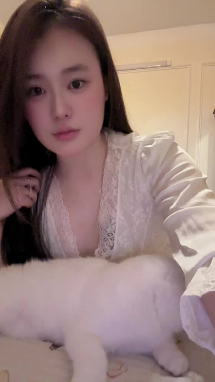 @Tôn Nhật Linh