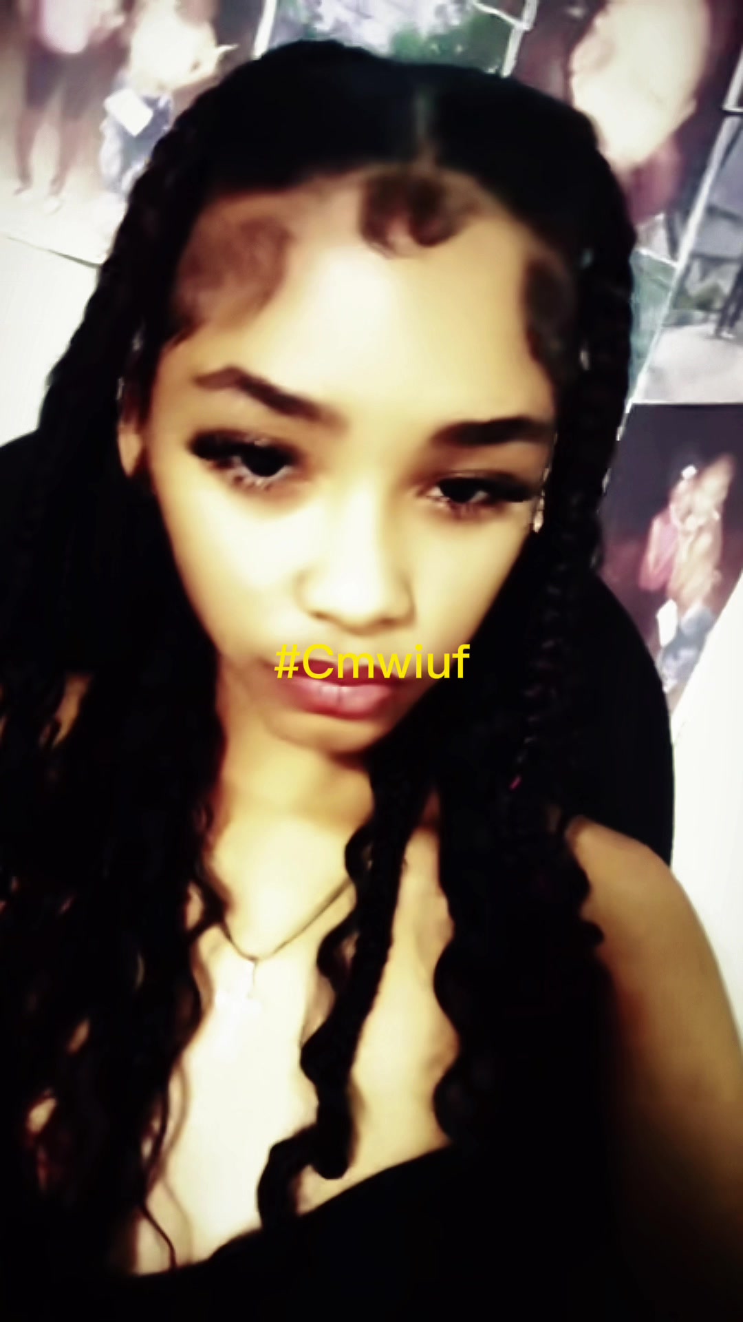 @𝓩𝖔𝖒𝖇𝖎𝖊🧟♀️