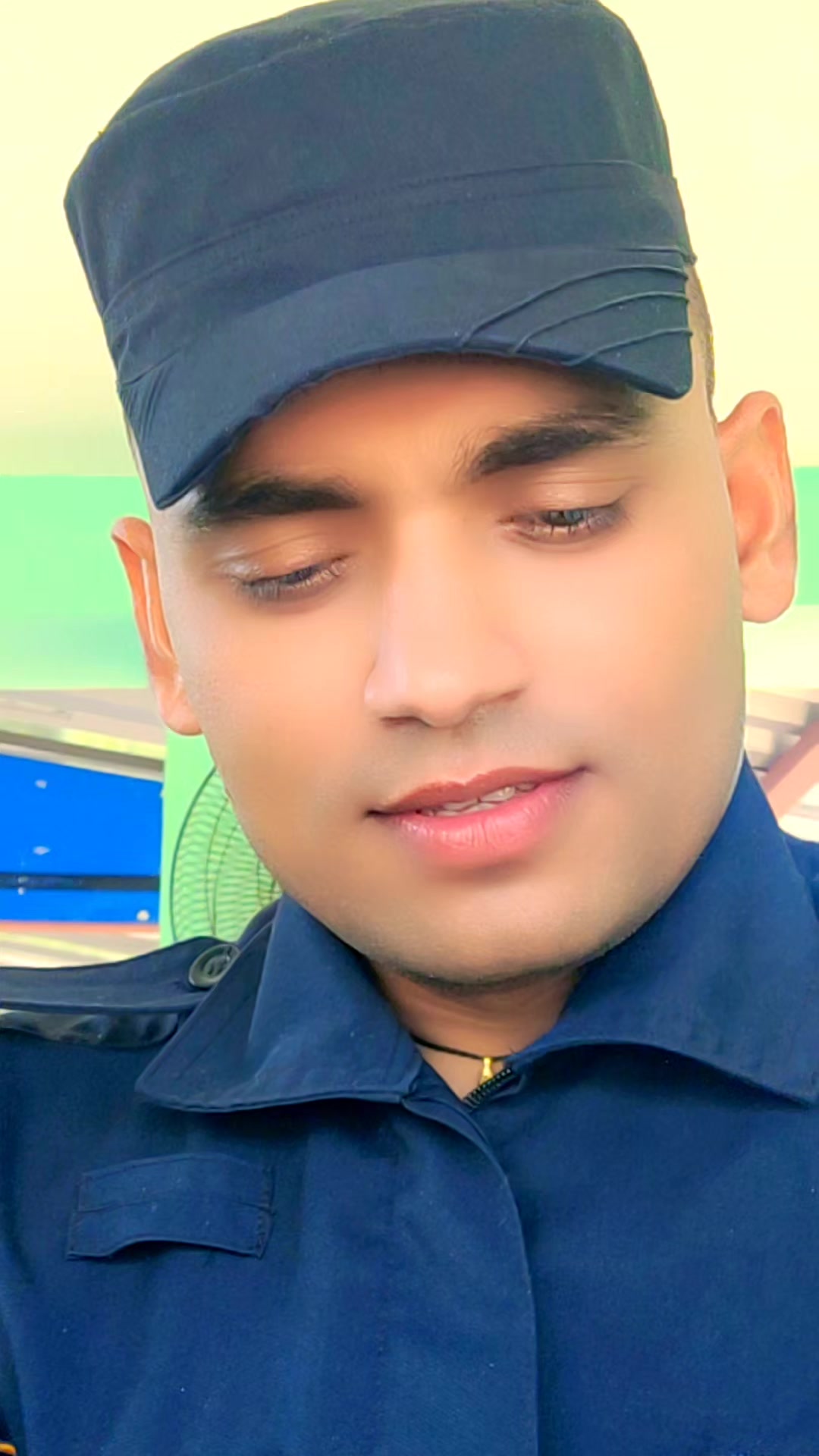 @MaHeSh ~ YaDa- V