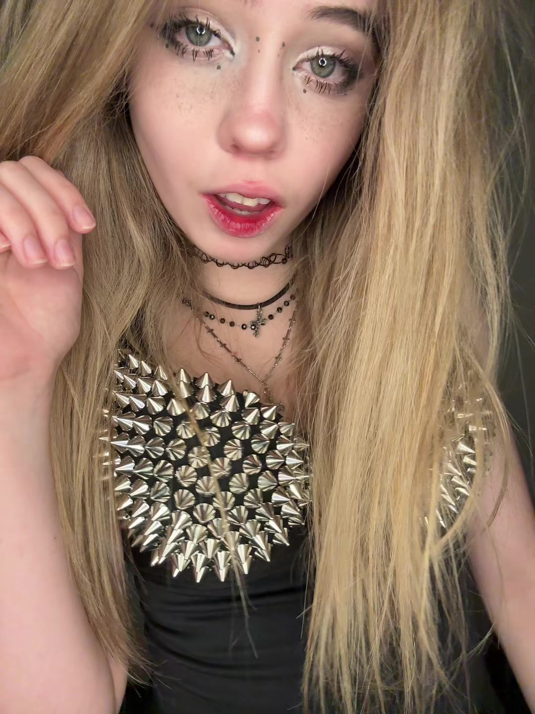 @݁ᛪ༙Алввввᛪ༙