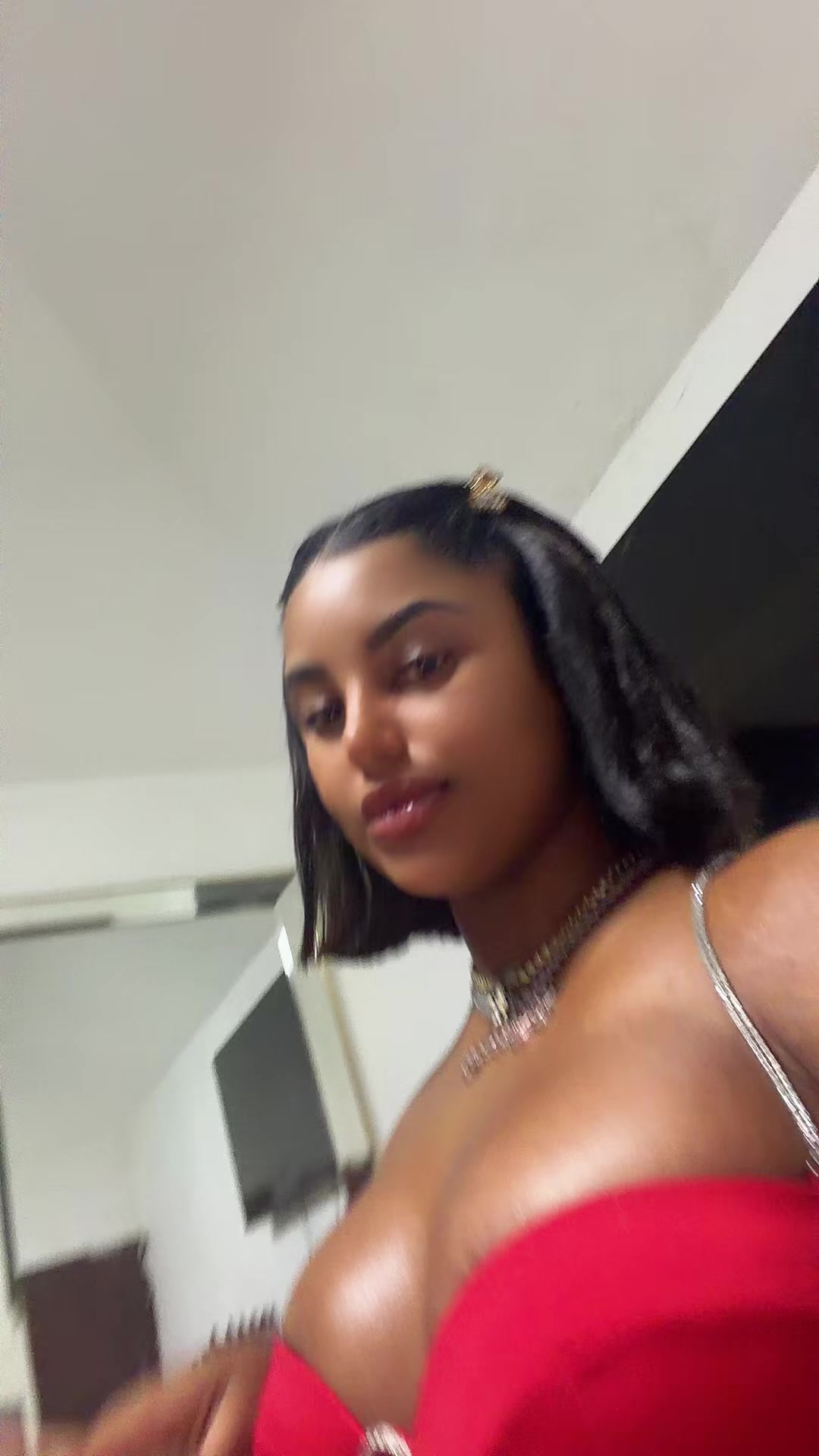 @La_negrota_abreu