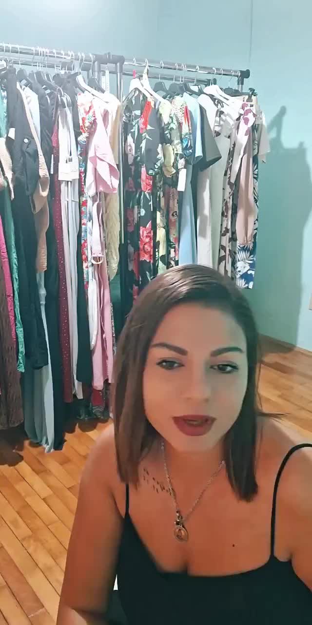 @She Wolf 🐺