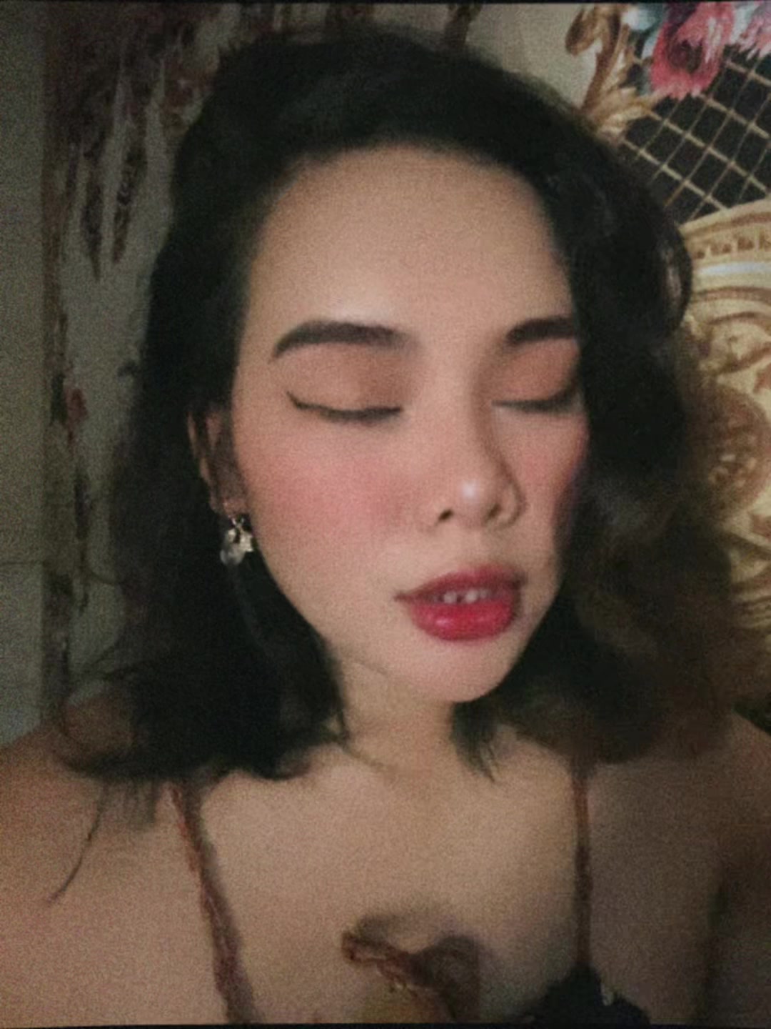 @zhenni_lousi