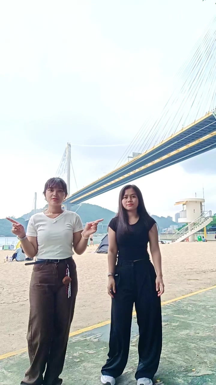 @Elii