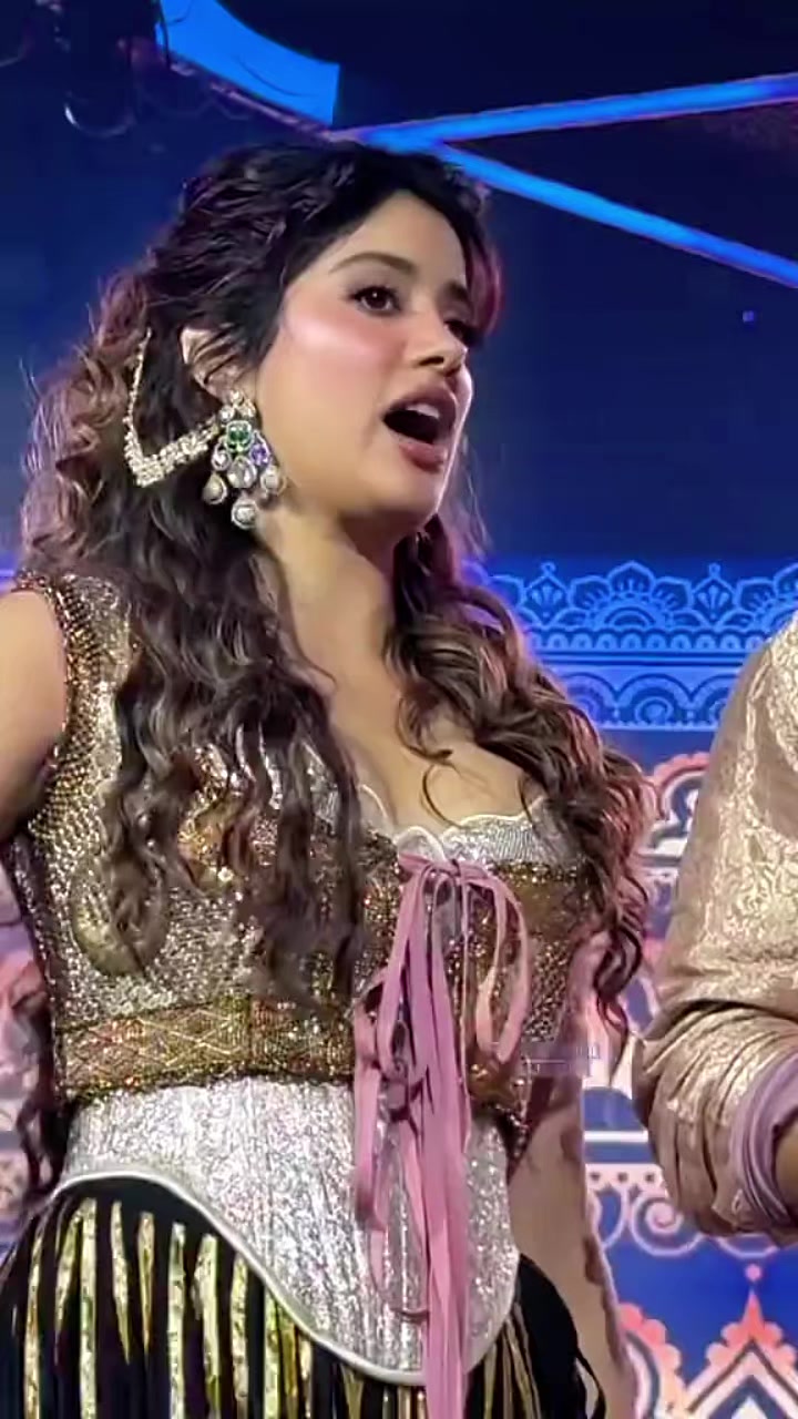 @Bollywood masala👌