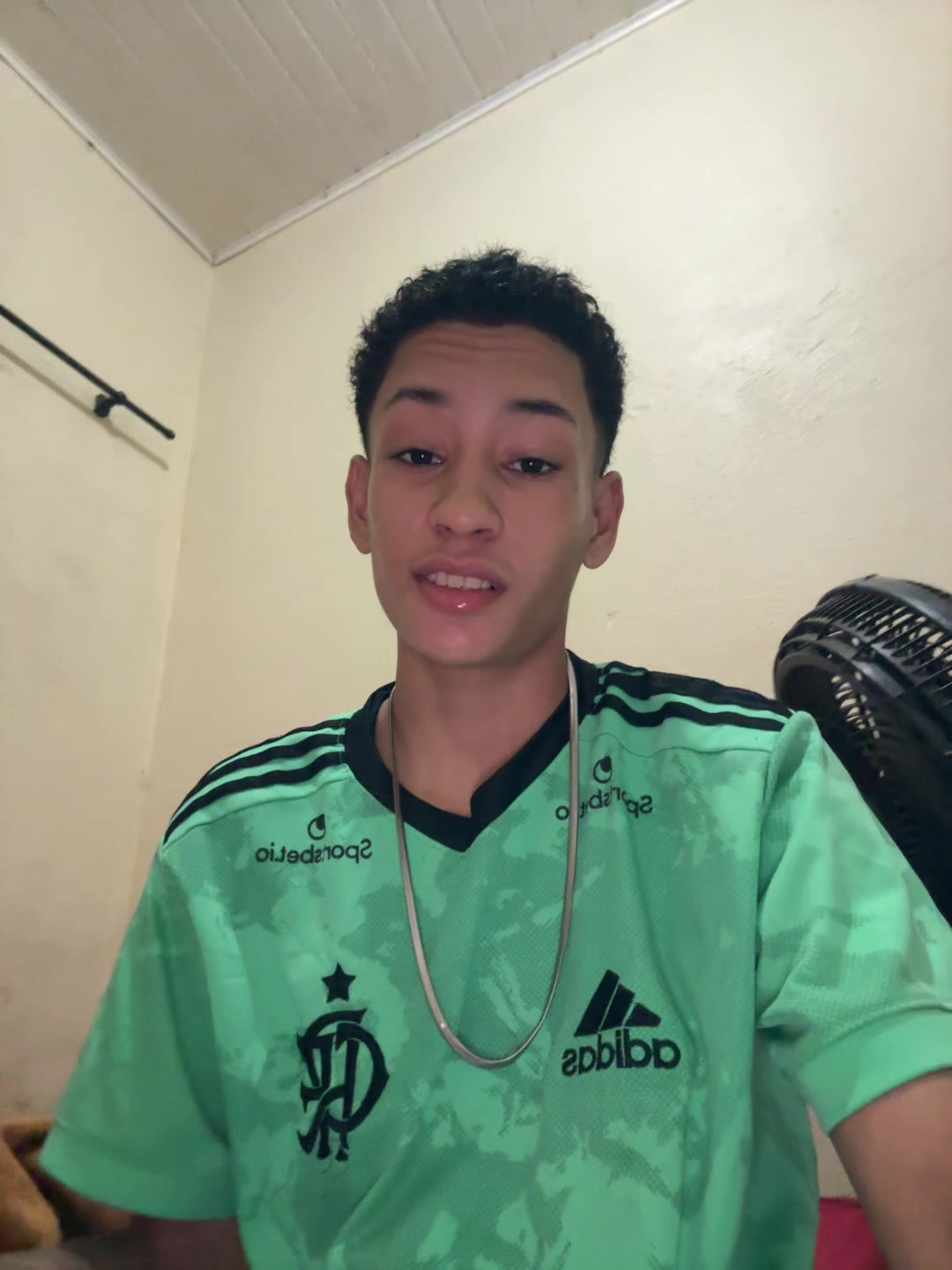 @Leviz
