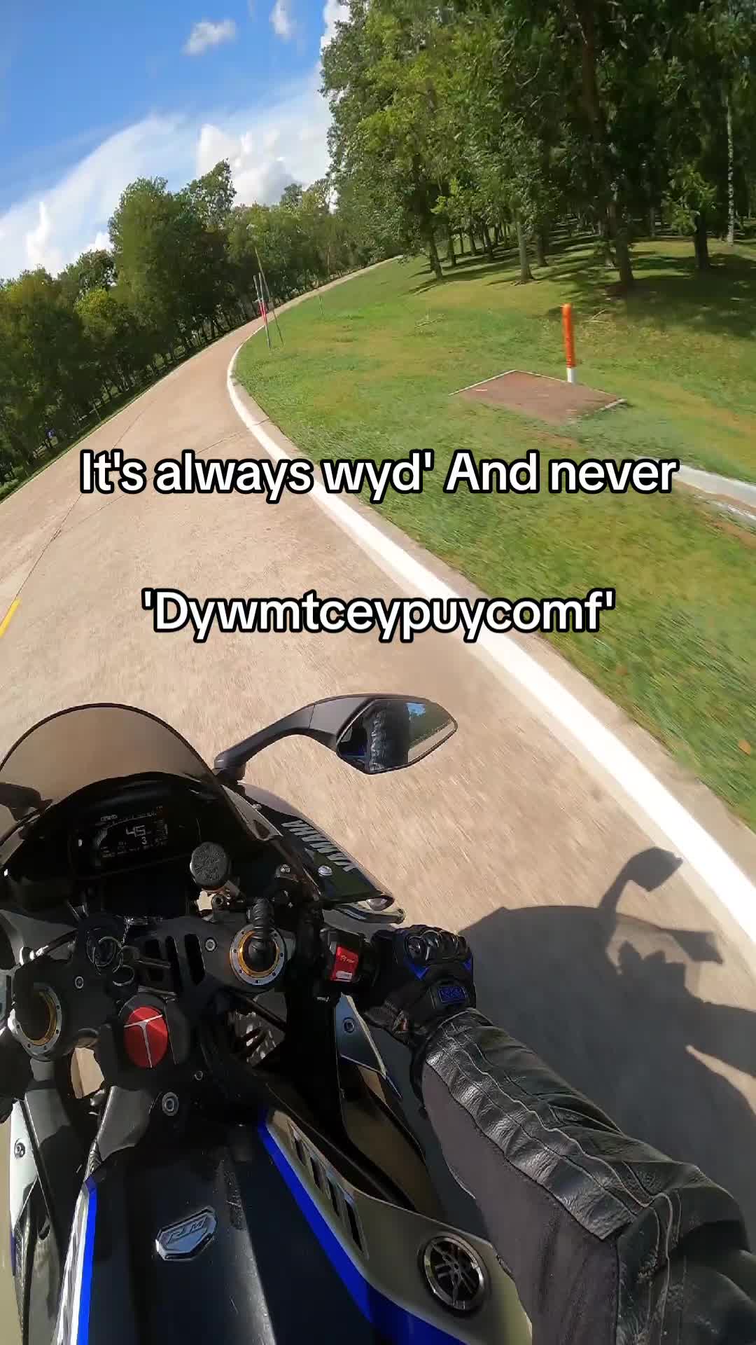 @Lakeshore Biker