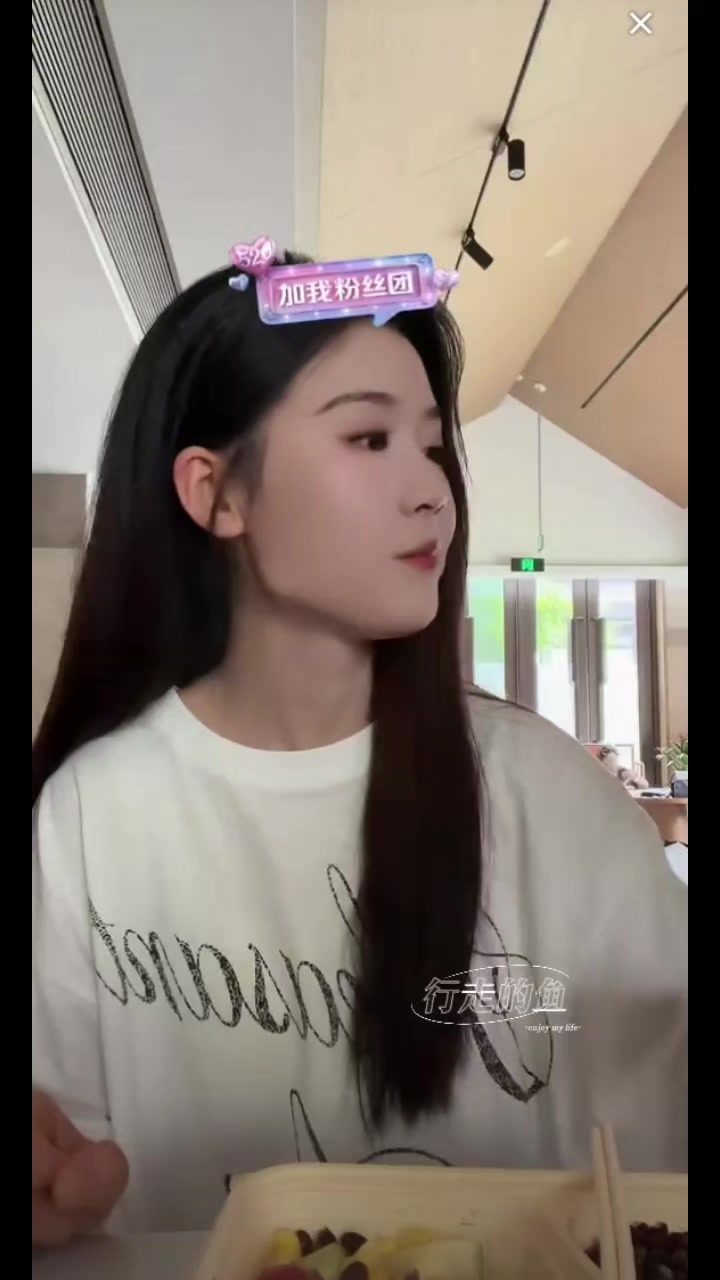 @moonzying