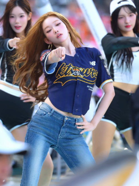 @sporty mango