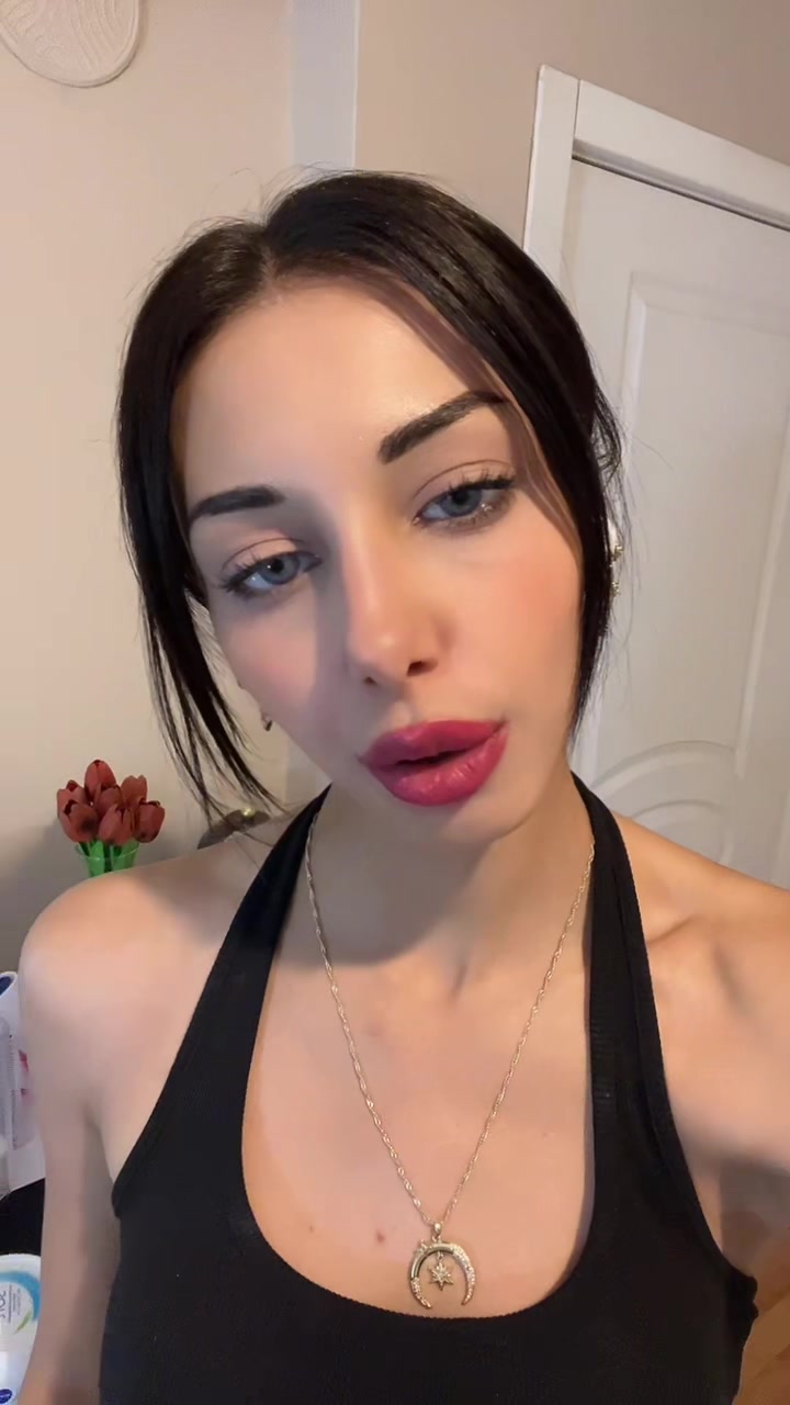 @ғᴀᴛᴍᴀ 🧸