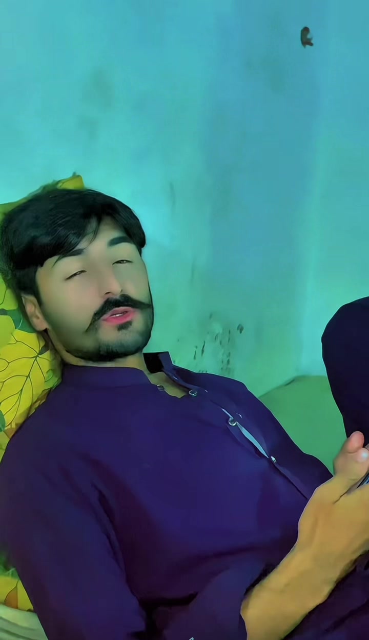 @PUKHTOONYAR  1100😂