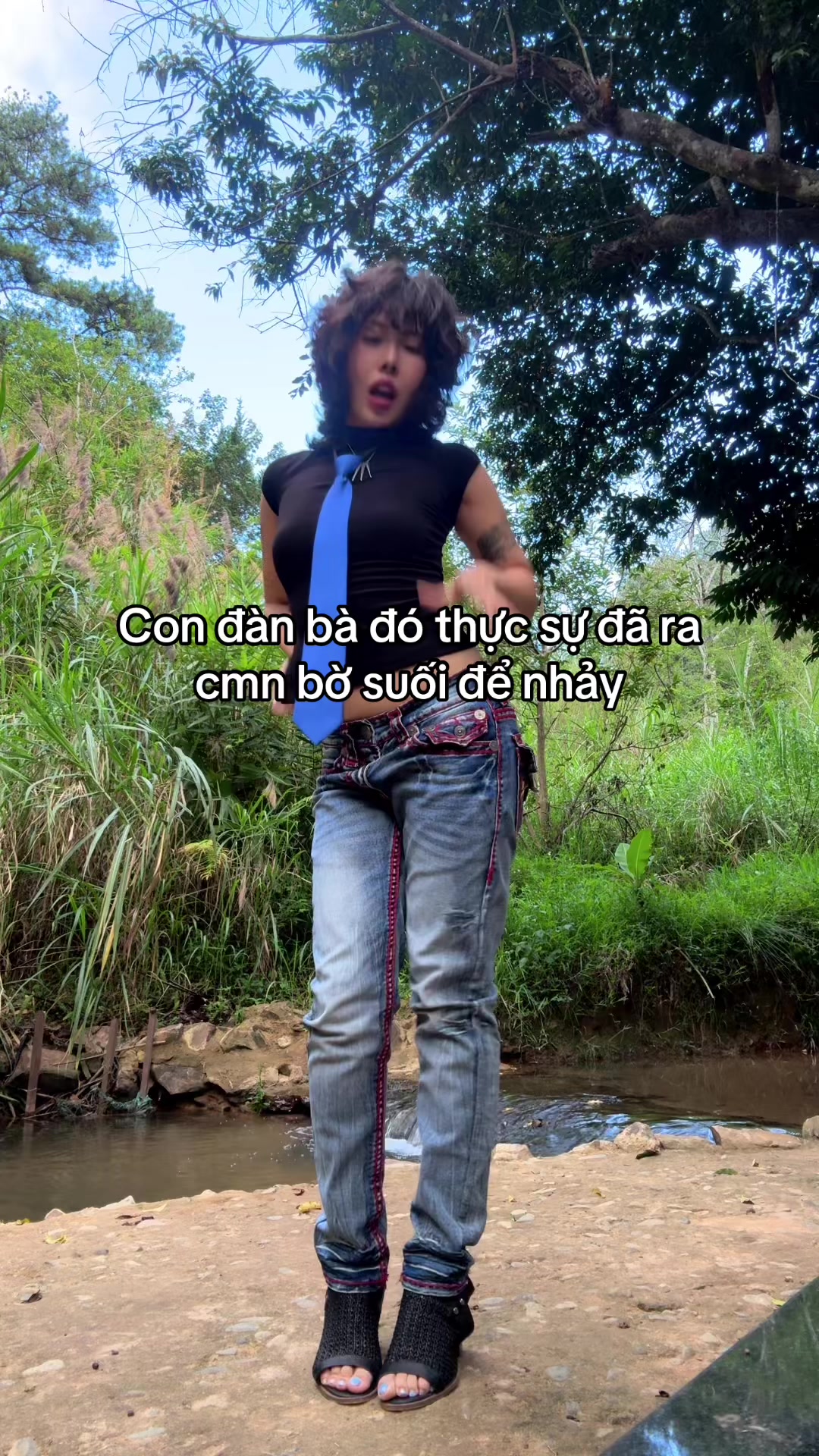 @Con đàn bà tích cực