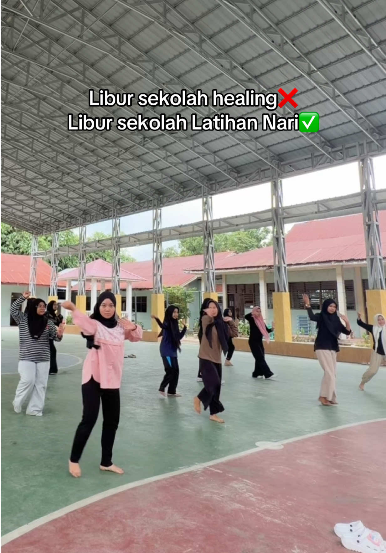@Meiliza Hijratti S.Pd