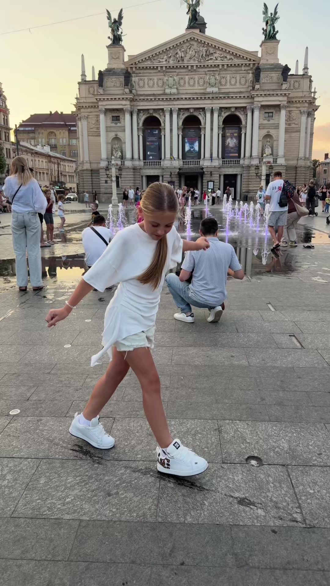 @мері