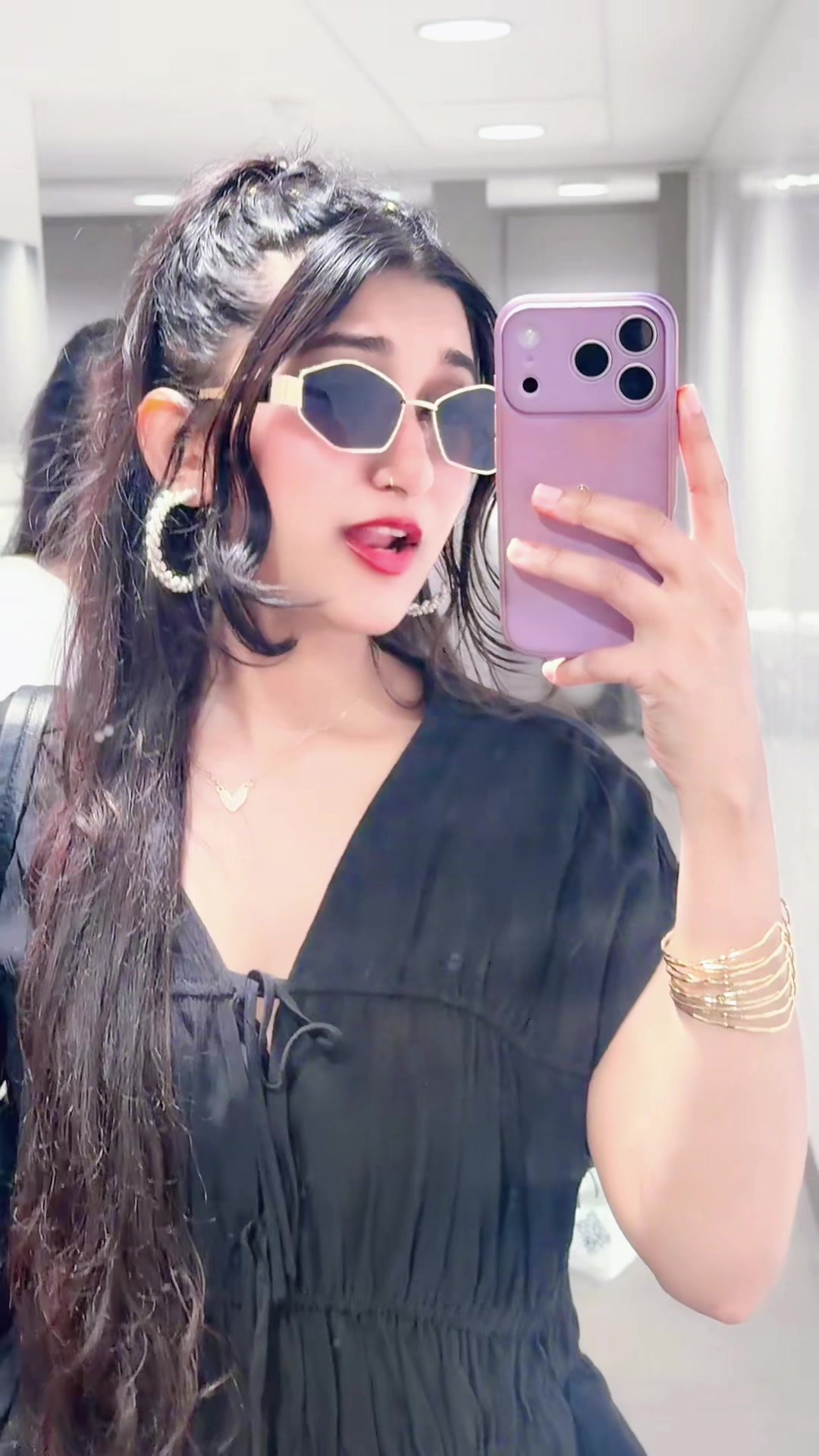 @Sʜoneeya◉‿◉