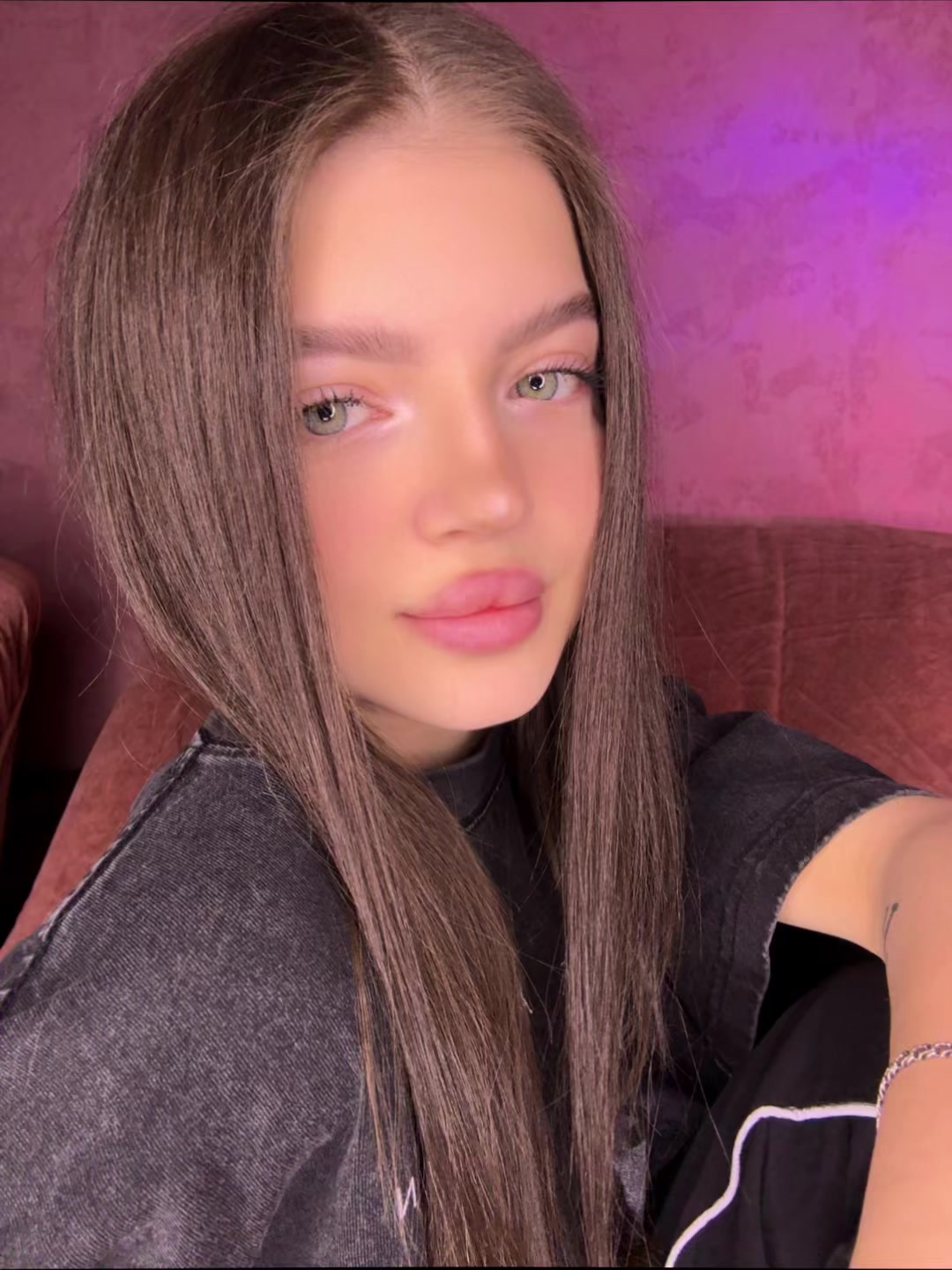 @🖤VIKI🖤