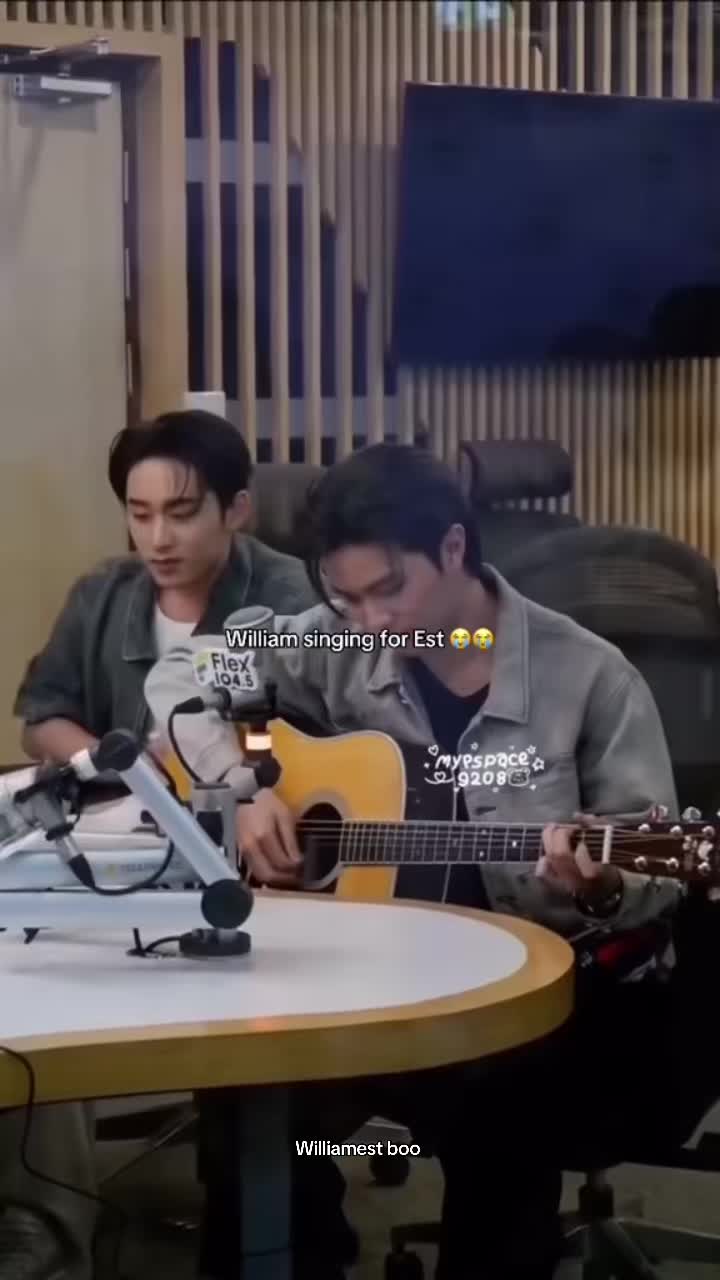 @Williamest boo🎸🦈
