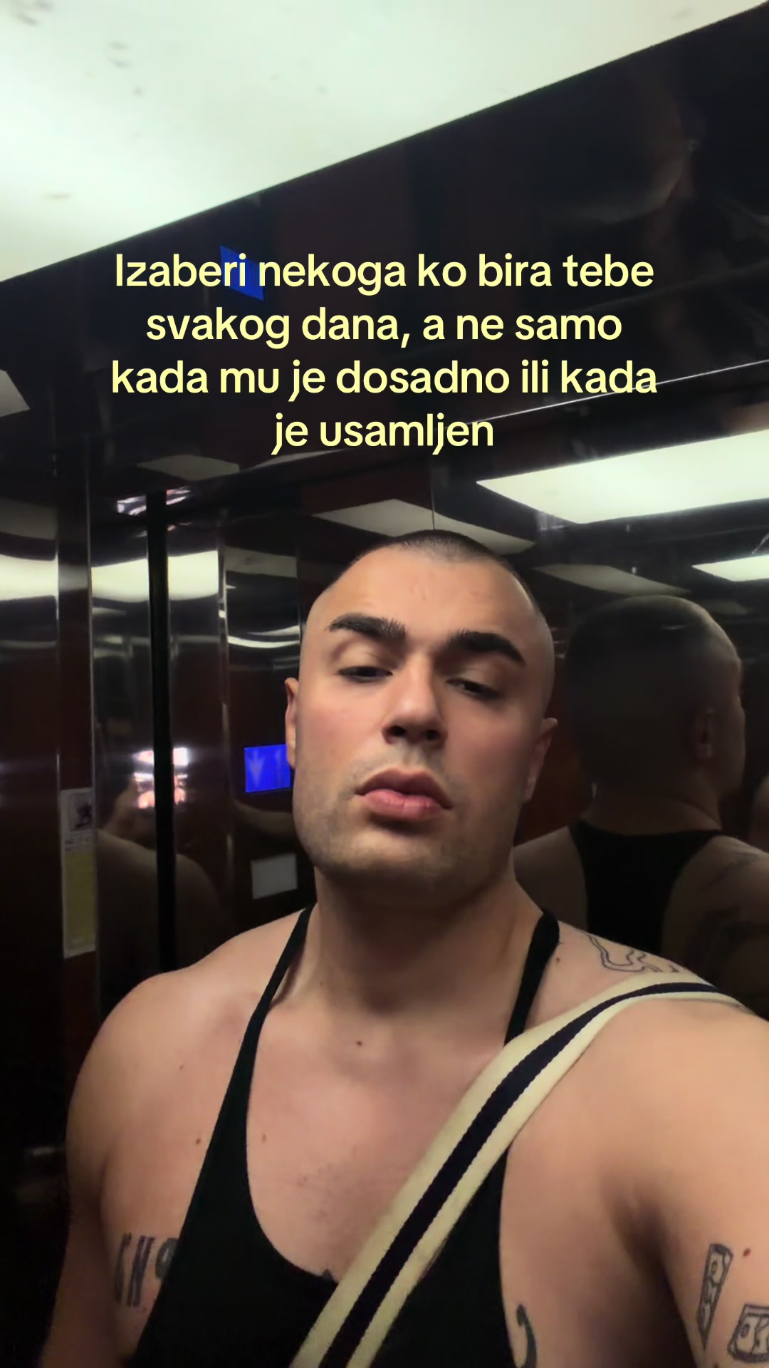 @V U K
