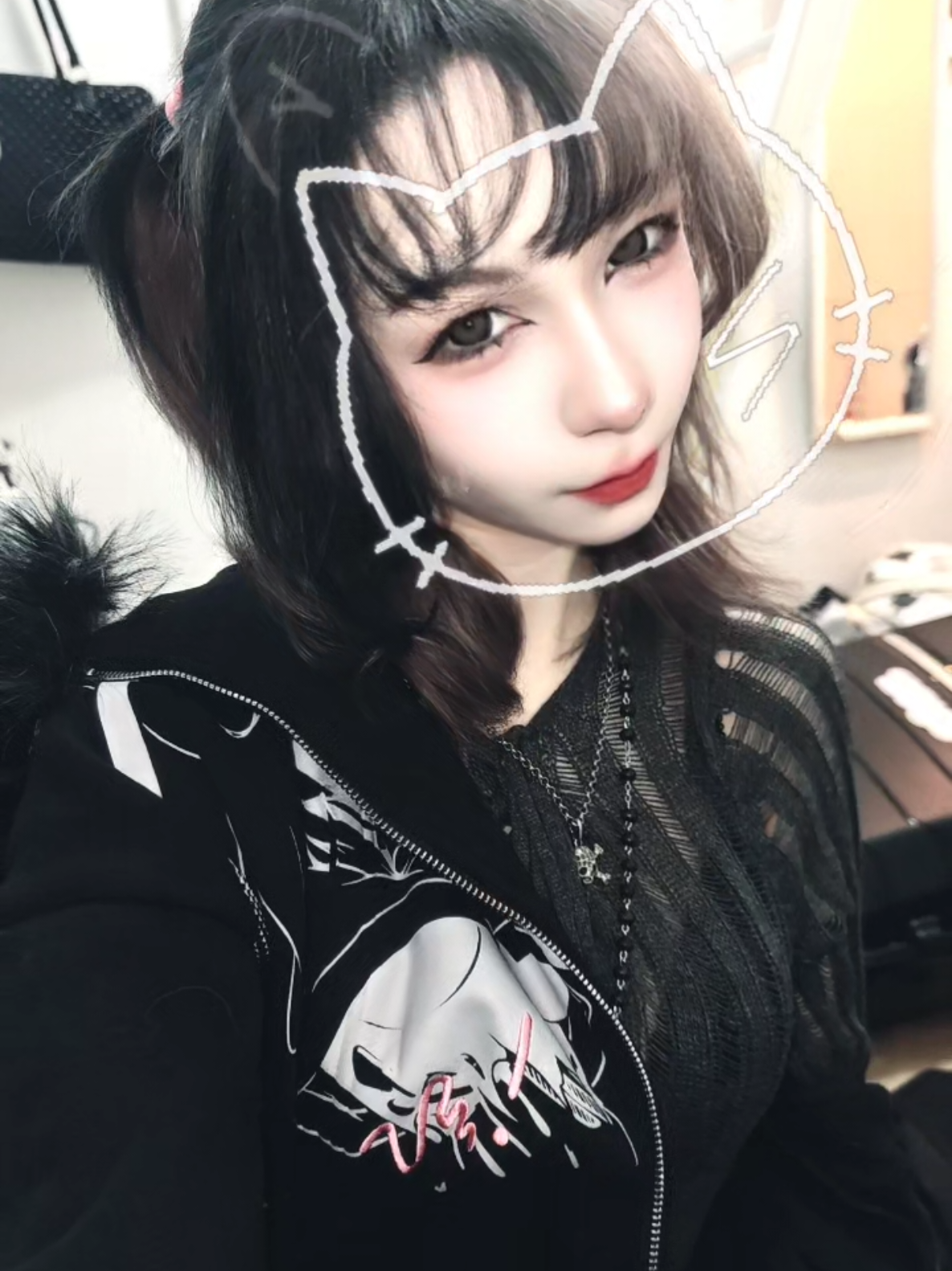 @Bella εꨄ︎з