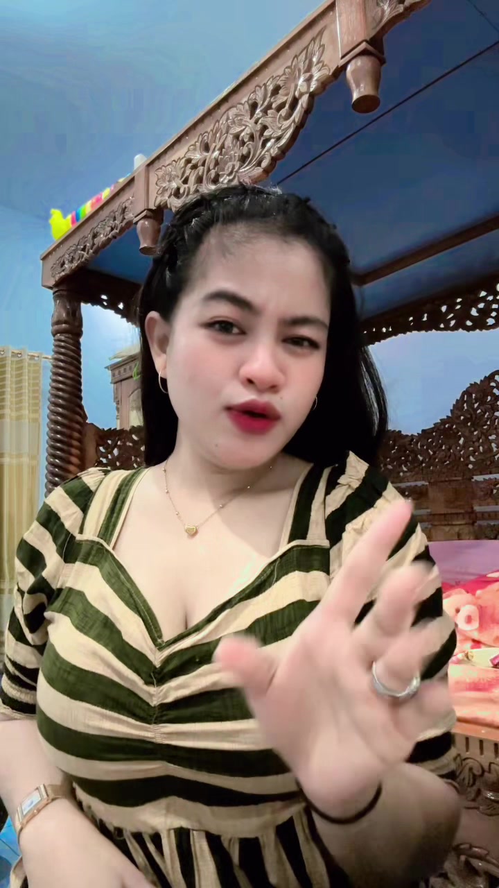 @putri bhawell