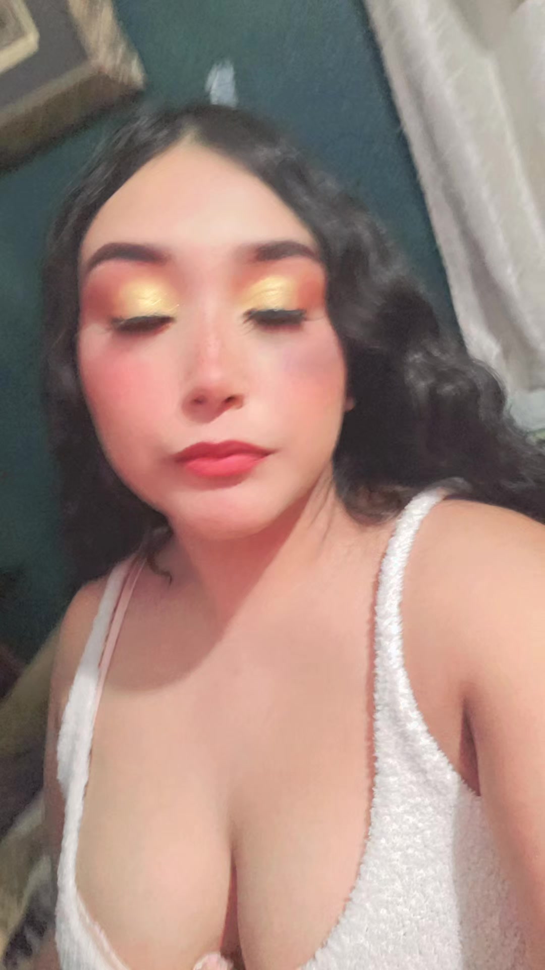 @less💚