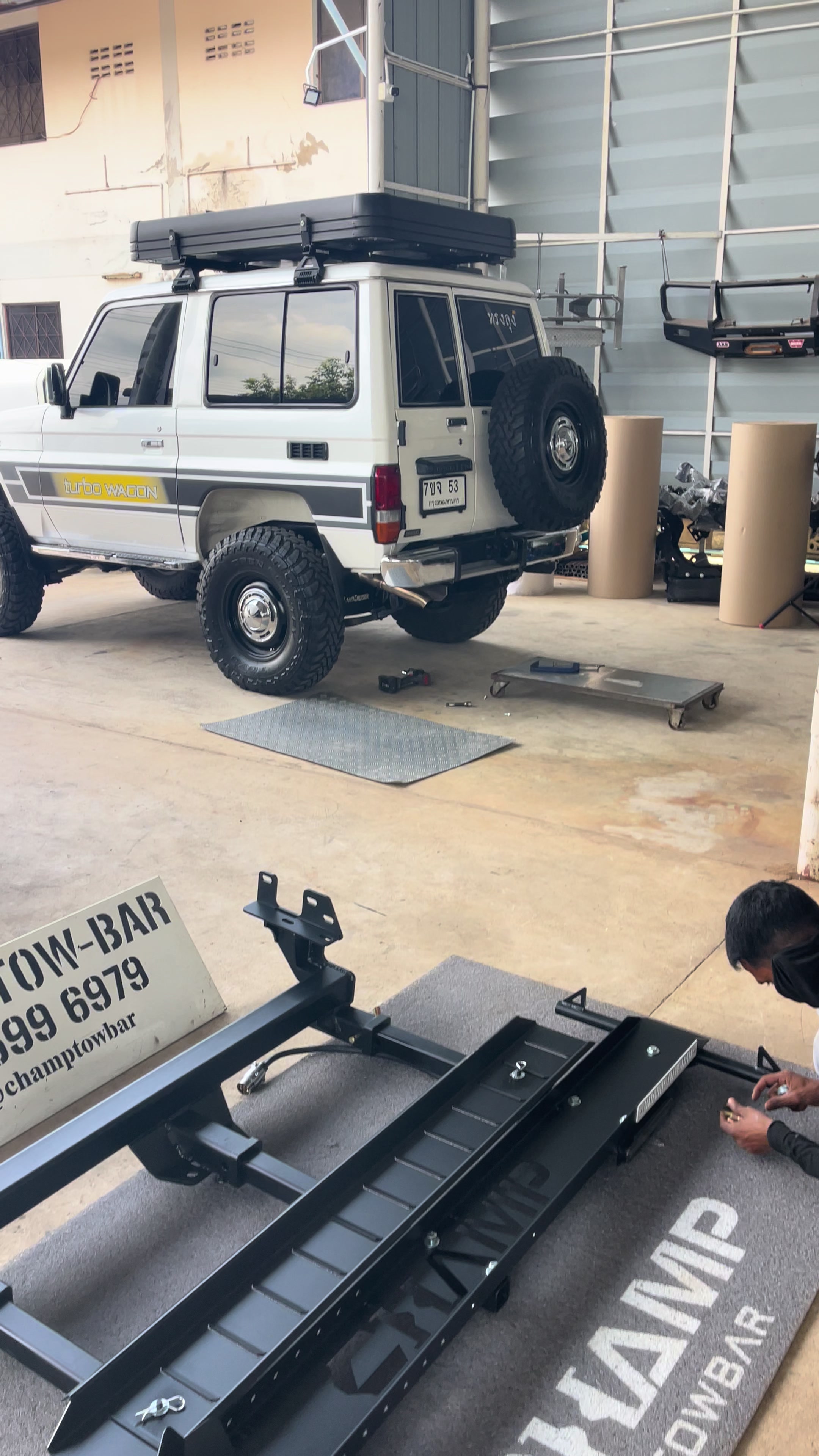 @champtowbar