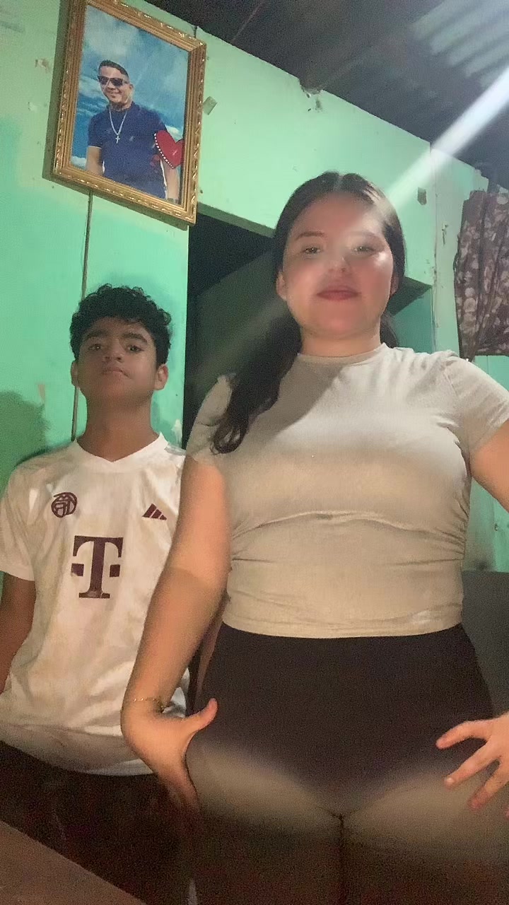 @Mari 🤍🍒