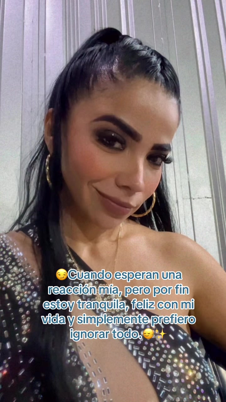 @Evelyn &Aacute;lvarez