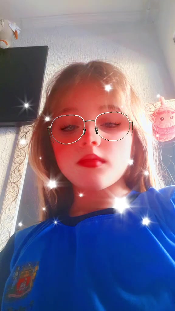 @Rayssa shofia💕