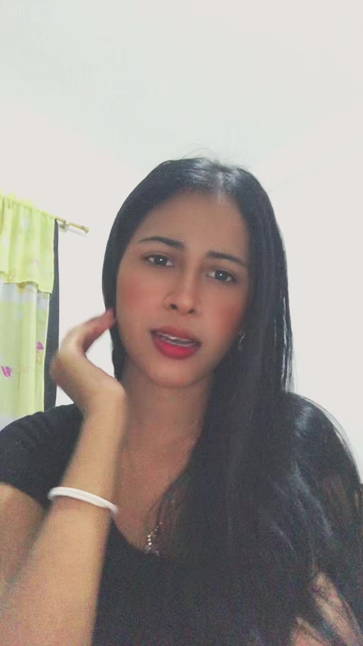 @Viviana