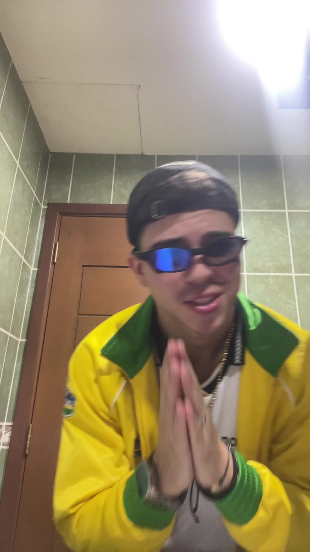 @Juampi