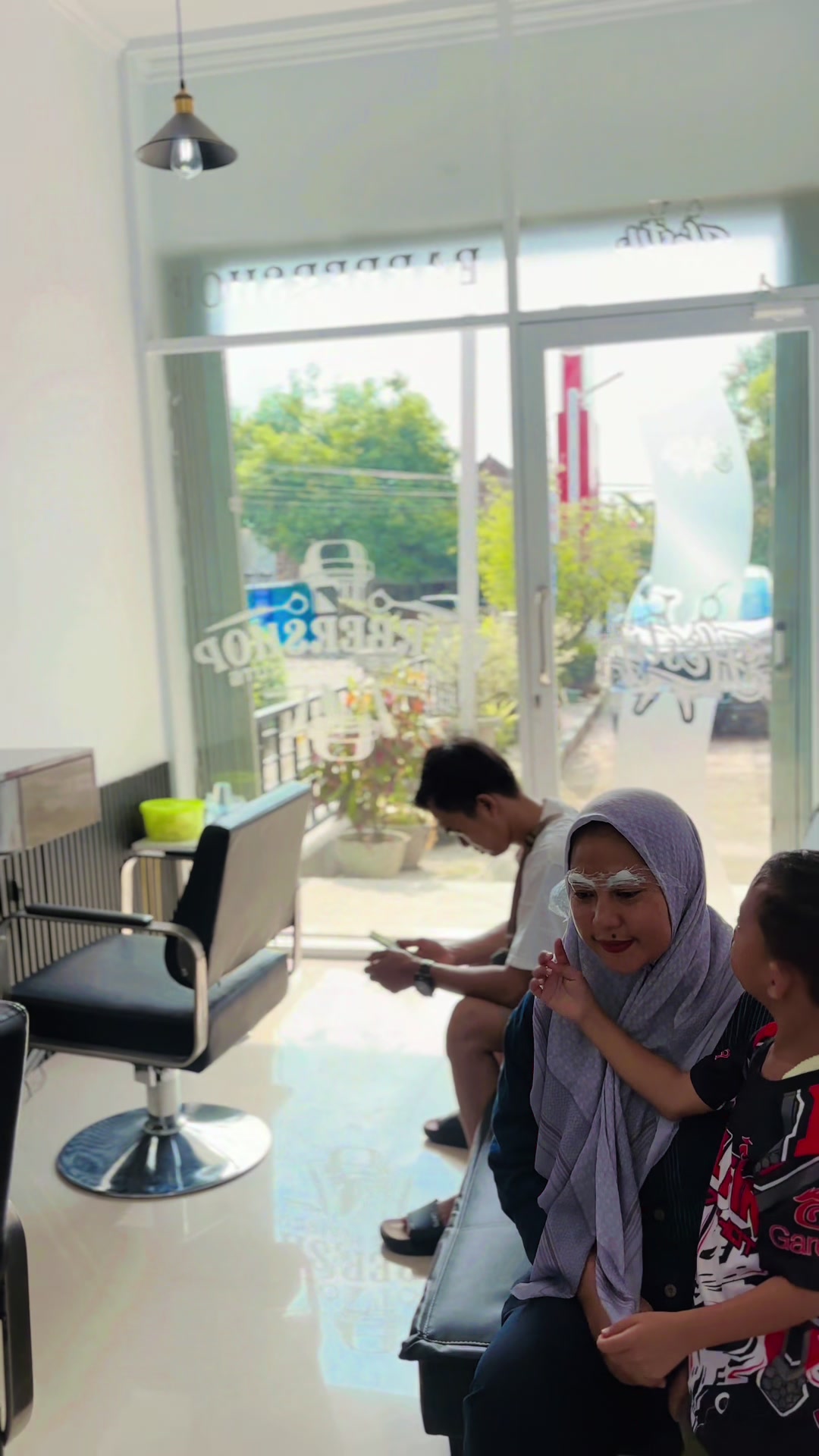 @HESTY SALON AND BARBER