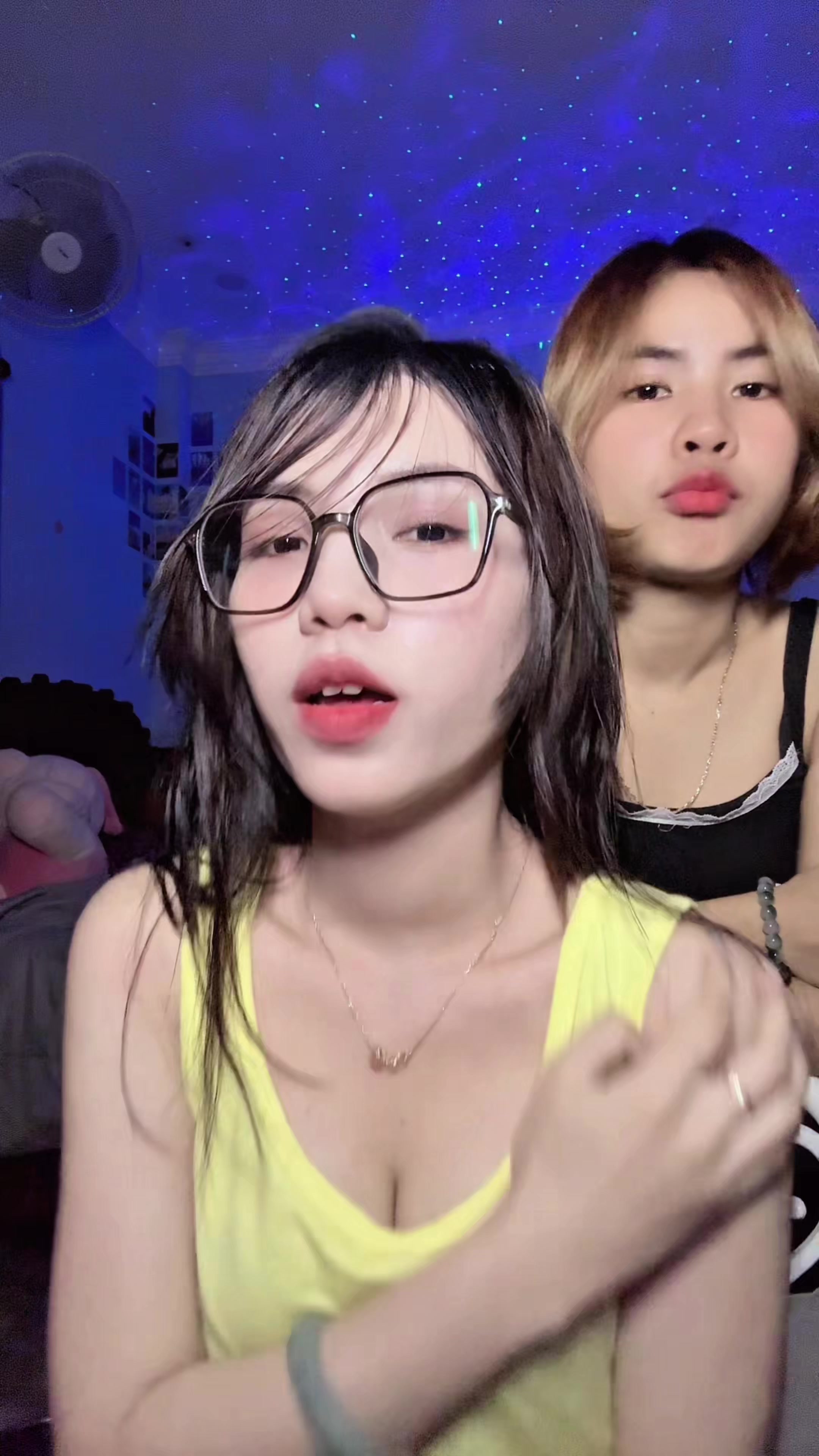 @ជុំទាវលីសា