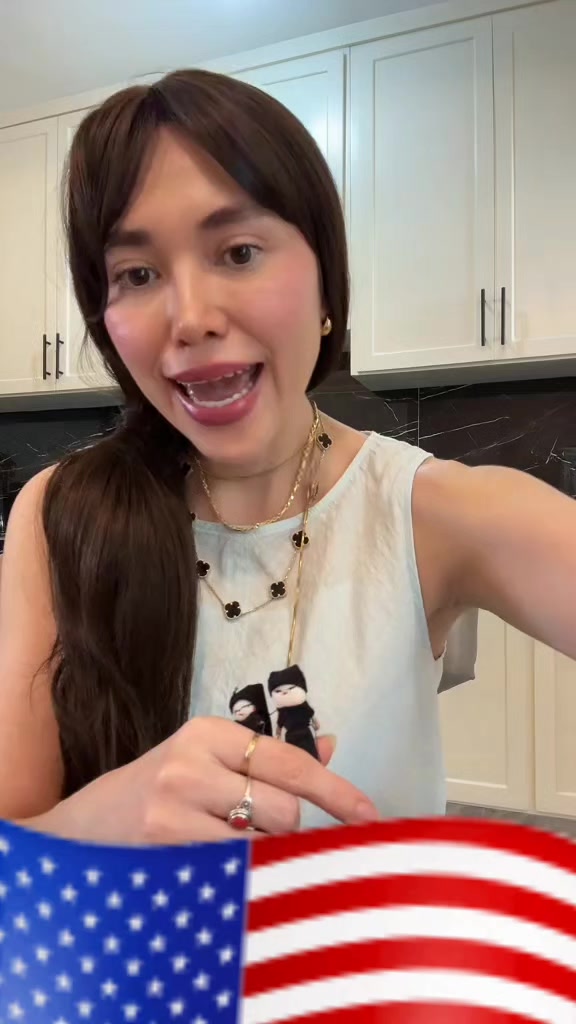 @Bruja Erika Fong China 🇨🇳