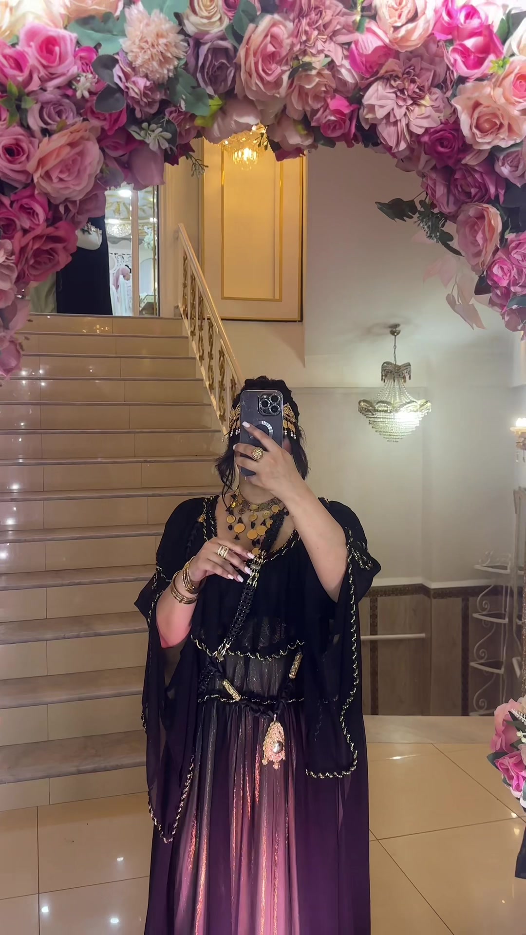 @ROZA  ♌️ 🌹