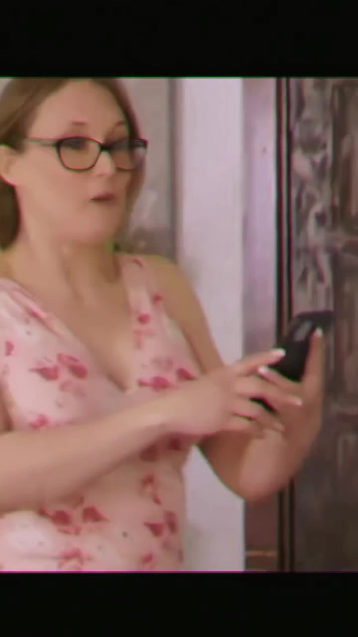 @blockblossom Elienova pornstar