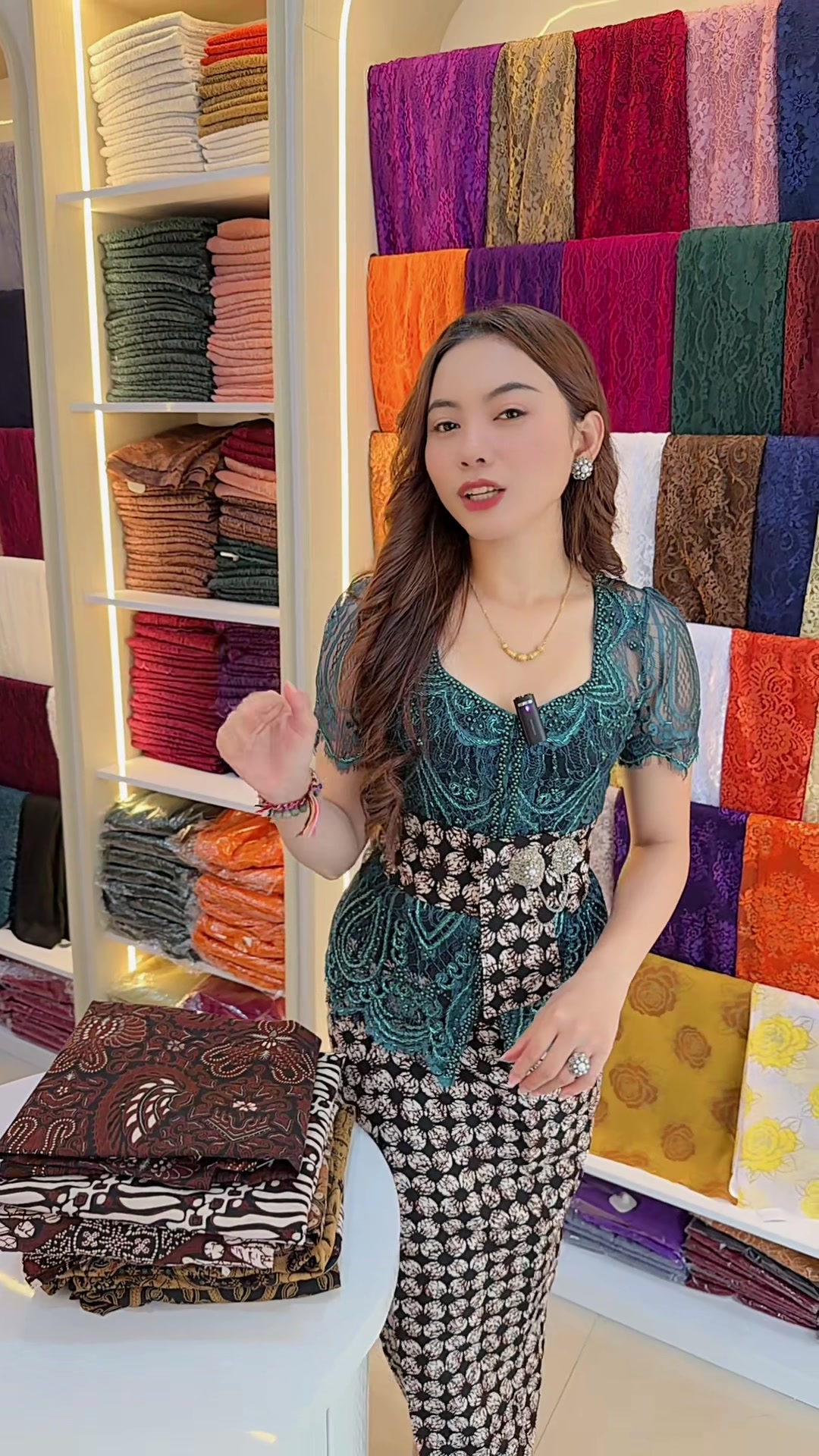 @Tari Kebaya Bali