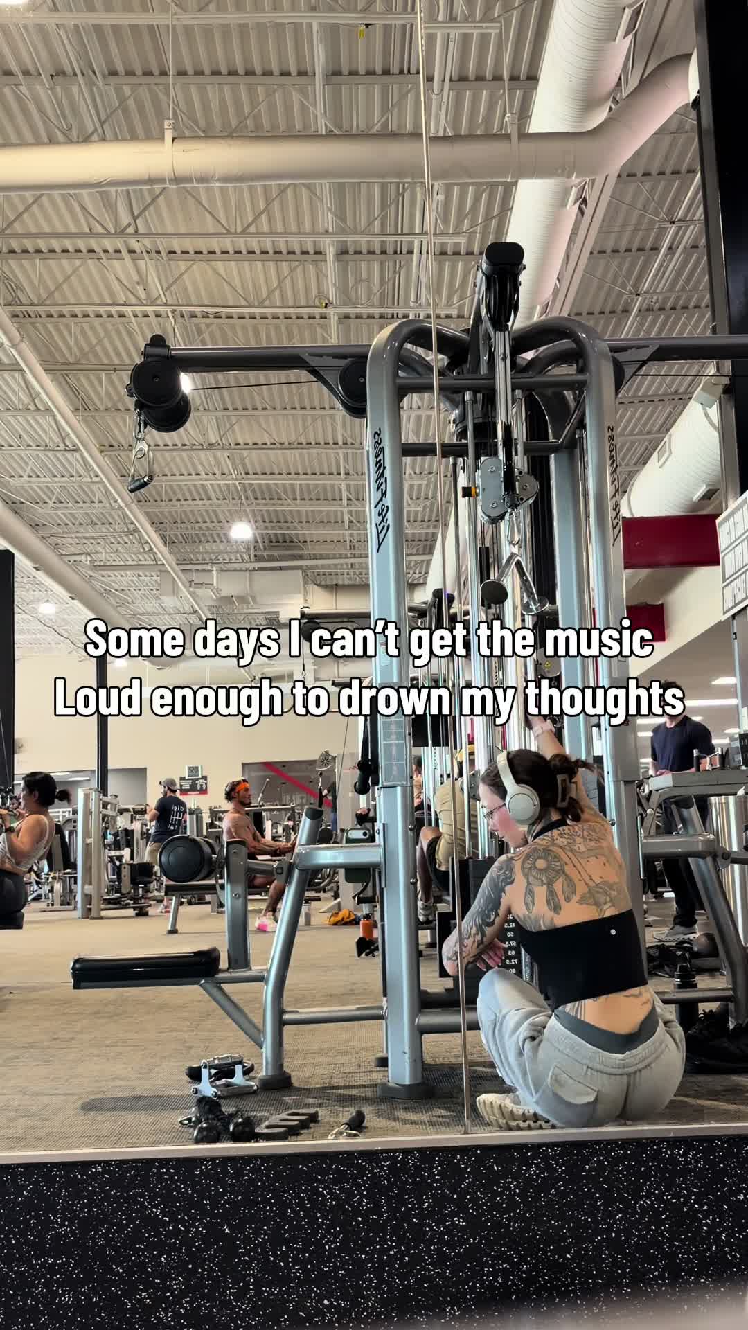 @Lolaisgone