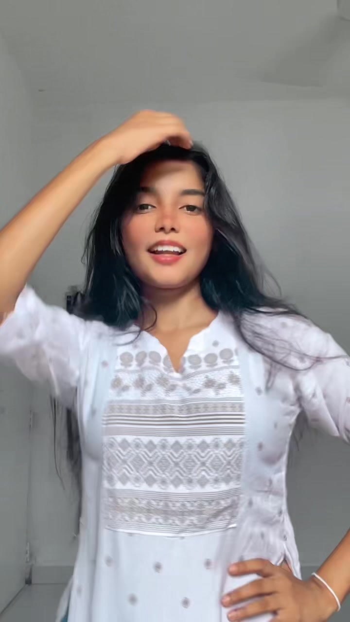 @Kavii☁️.