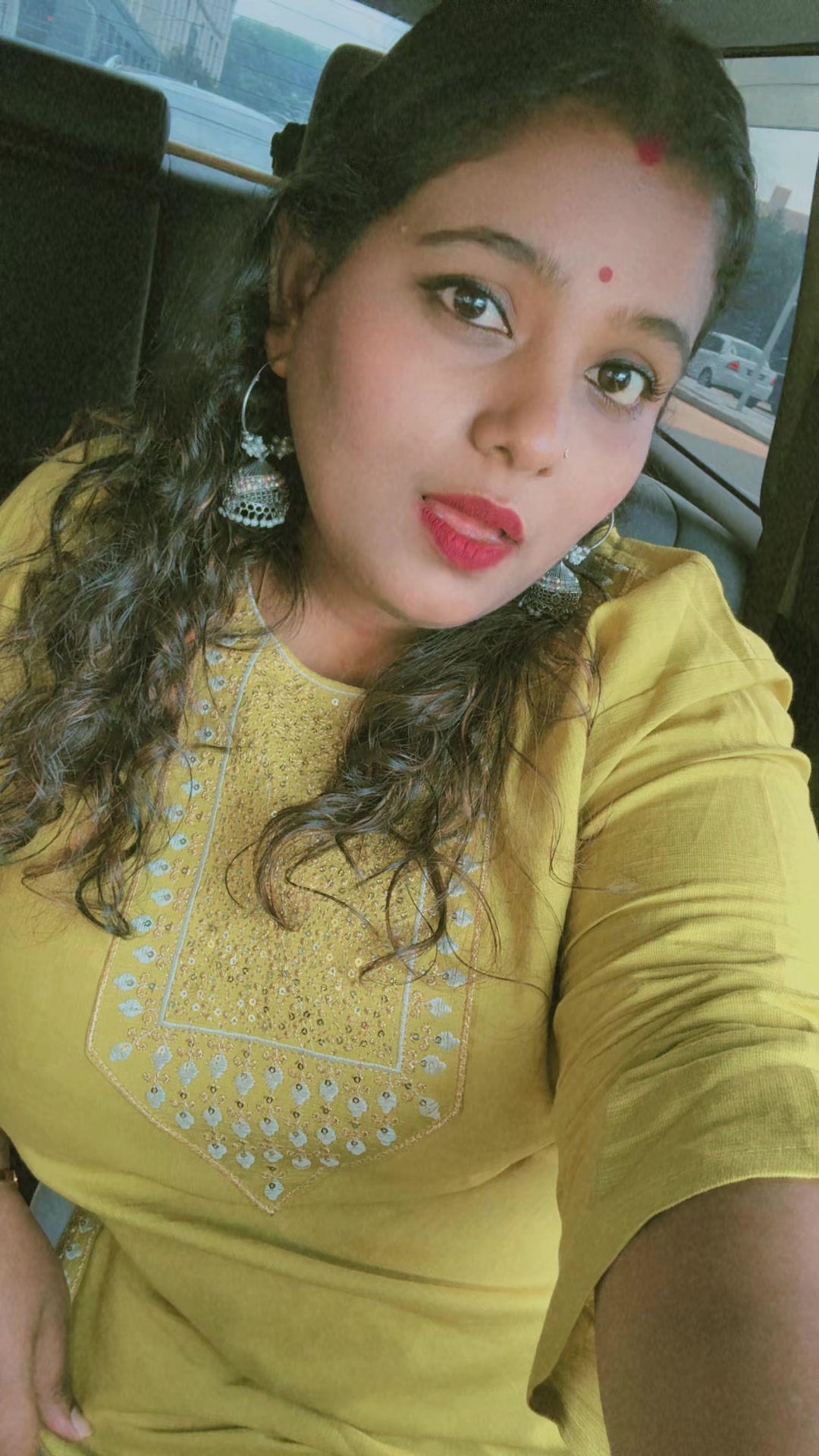 @Shamini 🦋🖤