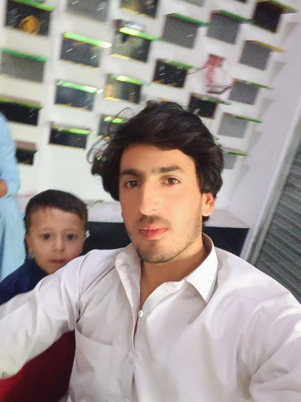 @Qaiss Khan