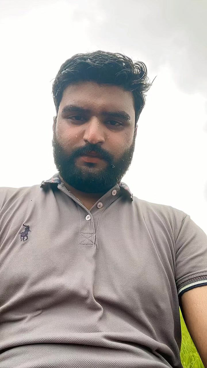 @NADEeM BHATti😎