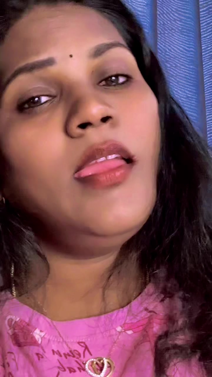 @GaYaThRI❤️ MaNiKAnDaN ❤️🇨🇦☃️