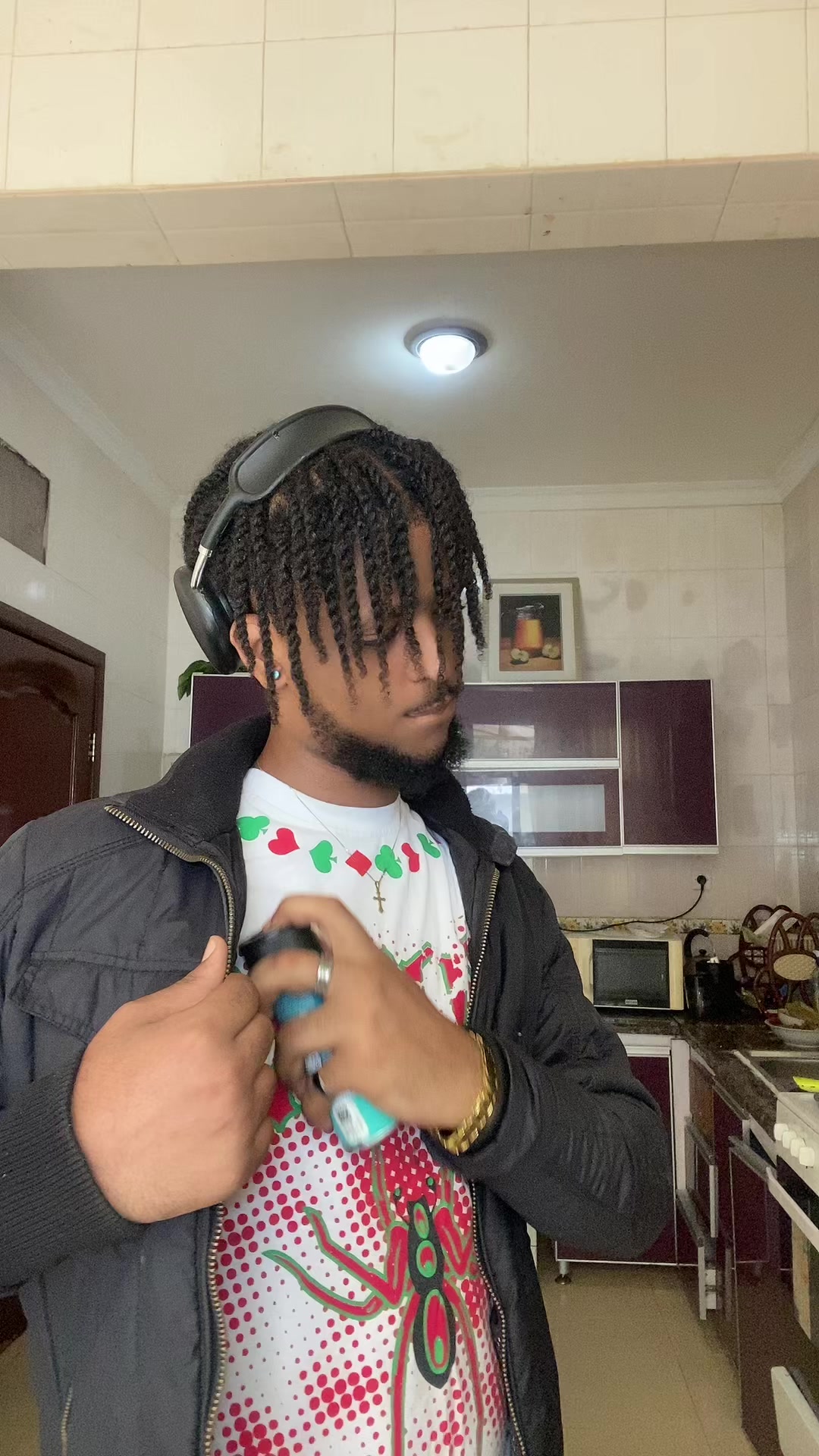 @BellyAmaral 🧸🇨🇩🇵🇹