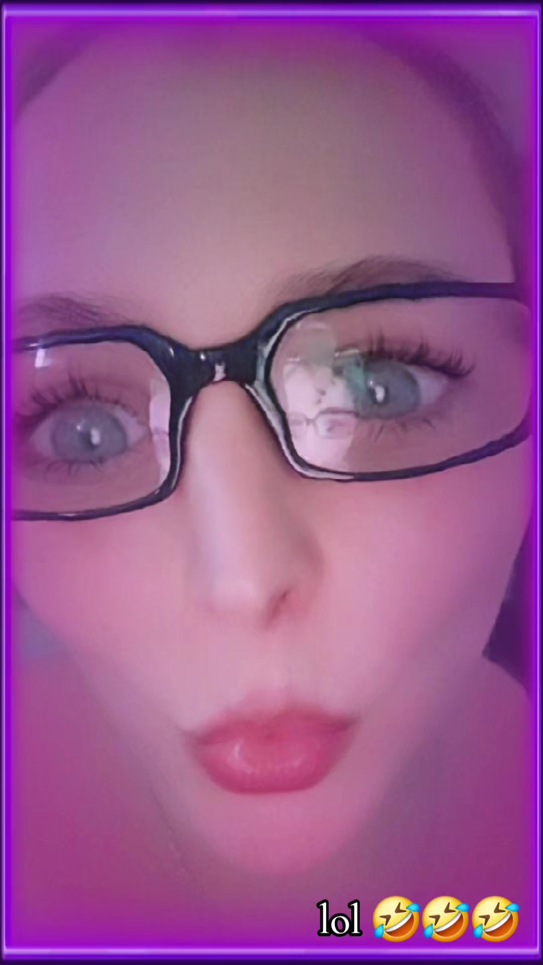 @KimCroft🧸🌹💙🎸🐋🐬🦋😈👻☘️🔥